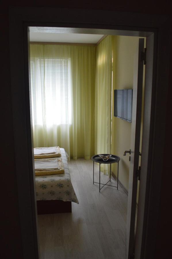 Yanis Hotel Chernomorets Exterior photo