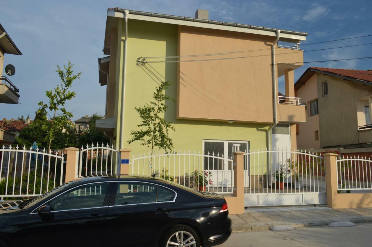 Yanis Hotel Chernomorets Exterior photo
